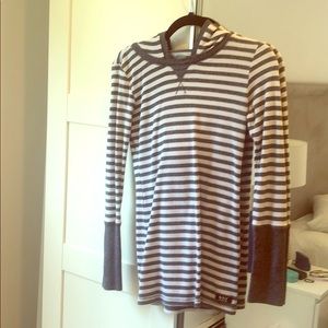 Marc NY long sleeve hooded top